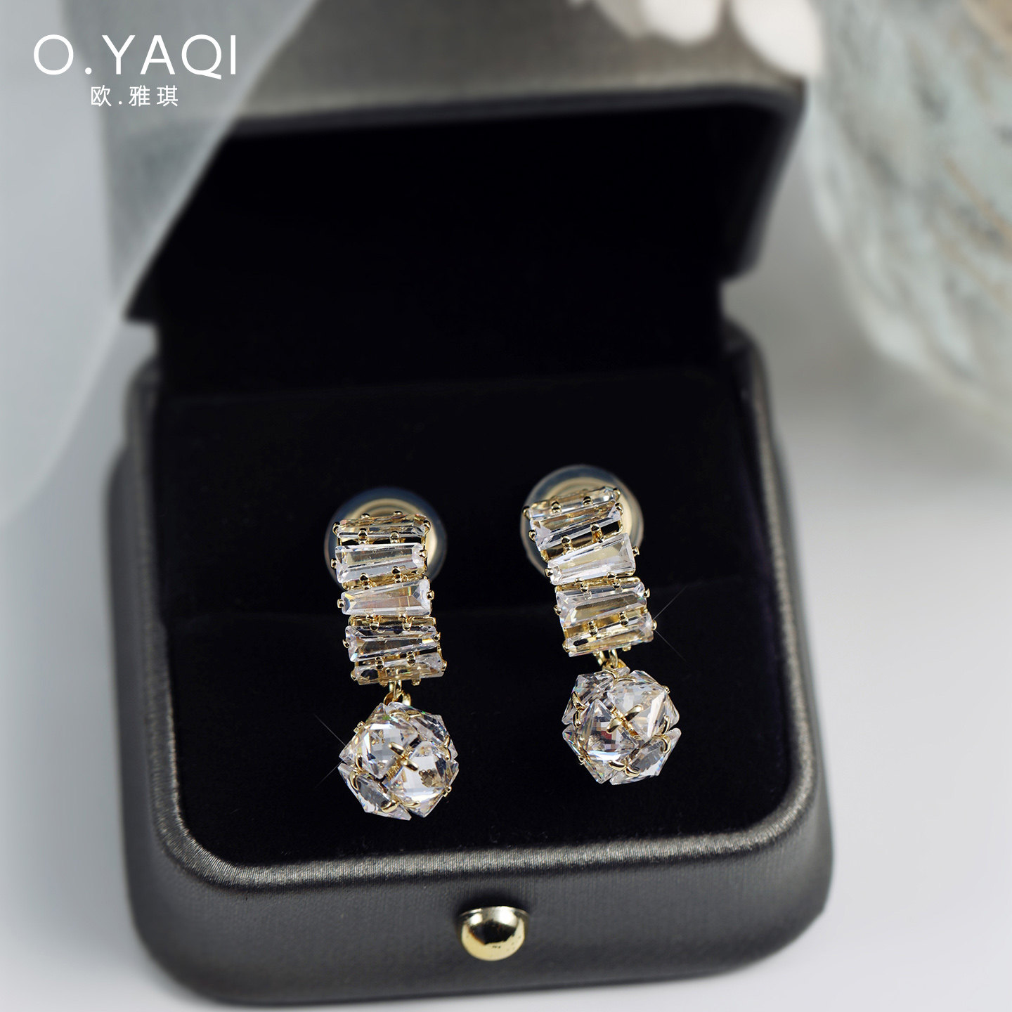 轻奢个性闪钻球蚊香盘耳夹时尚