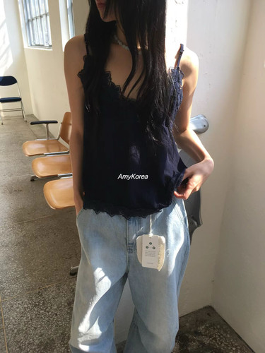 tempting Amy韩代 26春夏 东大门 蕾丝刺绣花朵吊带背心 洋气纯色