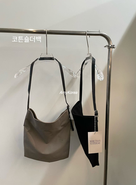 morethamyes Amy韩代 26早春 东大门 时尚纯色拼接布包 大气随性