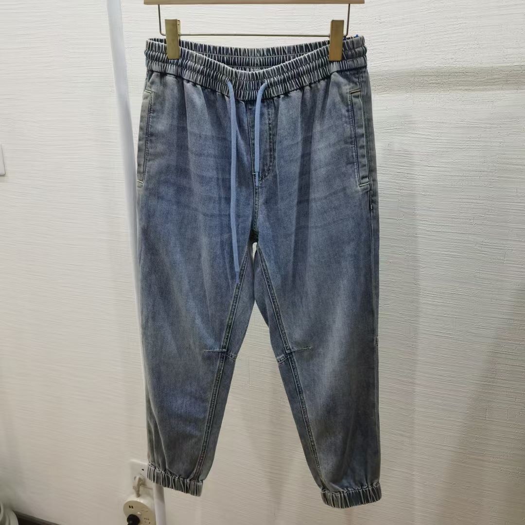 商场撤柜男士软牛仔裤洗水磨白蓝色松紧抽绳简约柔软舒适潮束脚裤