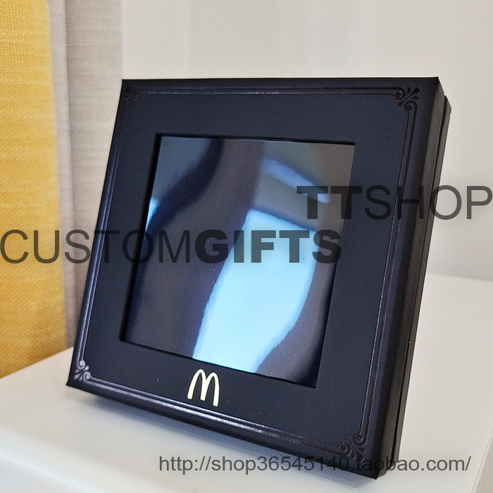 麦当劳黑色特种纸礼品纸盒-天地盖透明窗-徽章收藏收纳-13*13*3cm