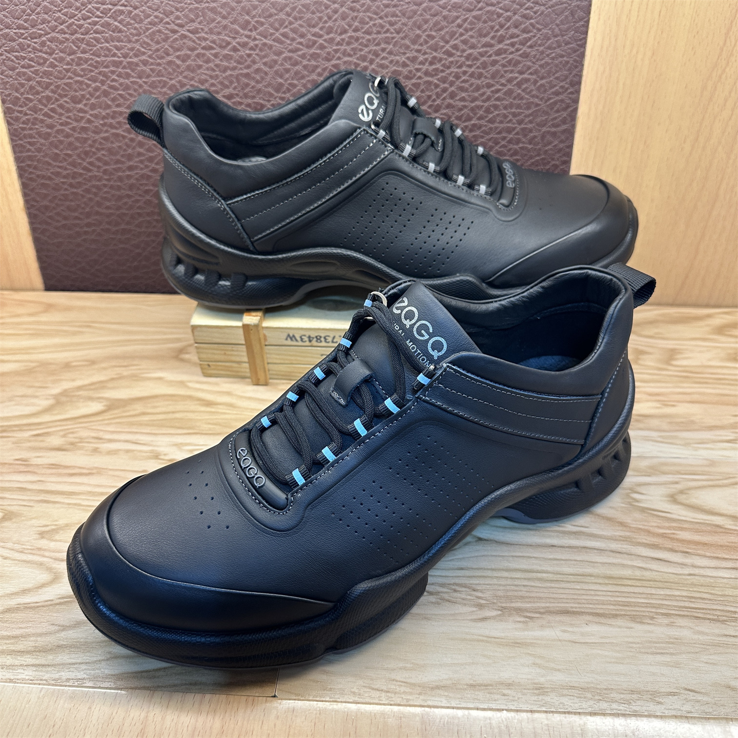 外贸头层牛皮厚底减震防滑休闲鞋