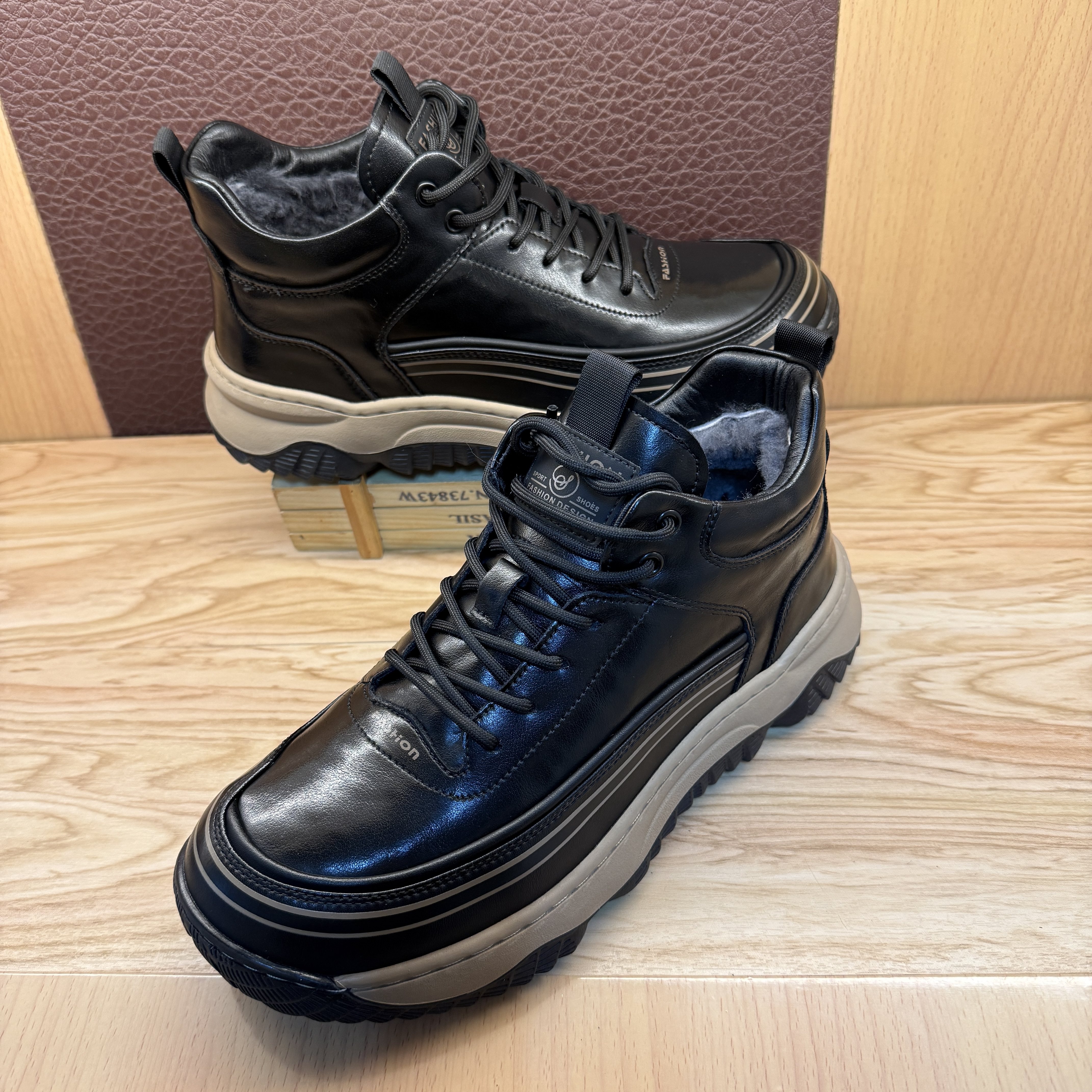 外贸真皮厚底羊毛保暖舒适棉靴冬季皮毛一体宽松款户外防寒雪地靴,流行男鞋,棉鞋,淘宝优惠券,粉丝福利购,淘宝优惠卷