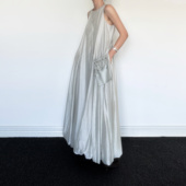 茶歇款 极简风无袖 天丝高级感气质显瘦连衣裙 尢系UXI 配包包