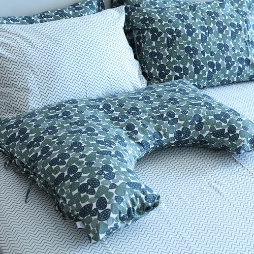 CASTLE GARDEN男朋友抱枕侧睡枕抱枕哺乳枕不对称U型枕头 竹熊