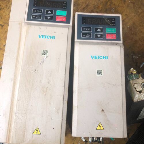 议价VEI C Hl伟创型号AC300-T/S2-2R2G-可维修