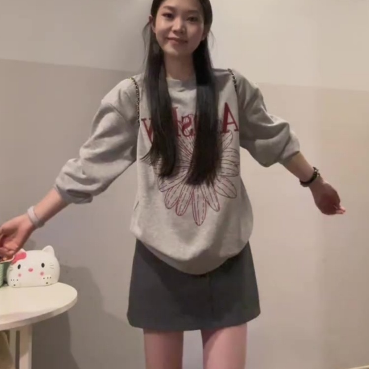 【现货】麻灰色英文印花圆领卫衣2025秋季新款慵懒风美式纯棉上衣