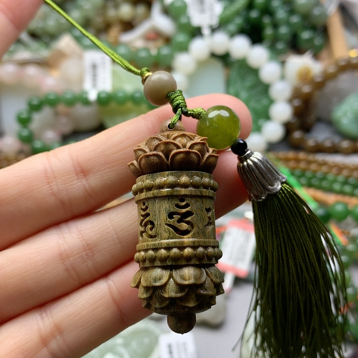 X5656绿檀木降魔杵香囊