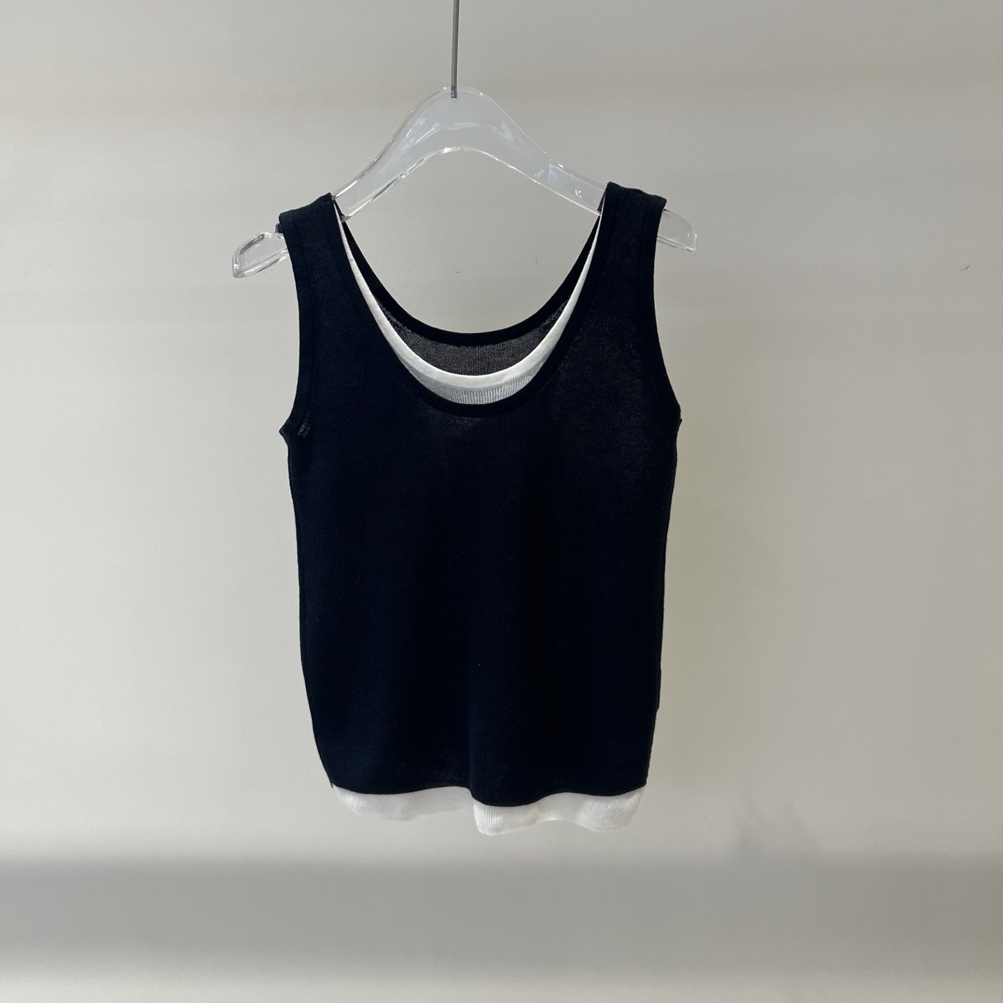 店艾诺丝2026春季新款假两件无袖针织背心女圆领套头内搭BR801137,女装/女士精品,毛针织衫,淘宝优惠券,粉丝福利购,淘宝优惠卷