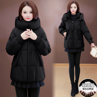 小个子妈妈羽绒服高级感冬装外套2025新款中老年女装秋冬高贵棉袄