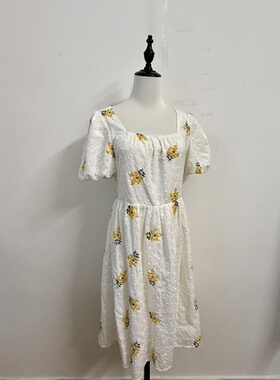 LZHOUSE 2025夏方领棉刺绣连衣裙小个子