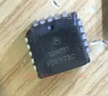 MC10H131FN MC10H131FNR2 MC10H131FNG 丝印10H131 封装PLCC20