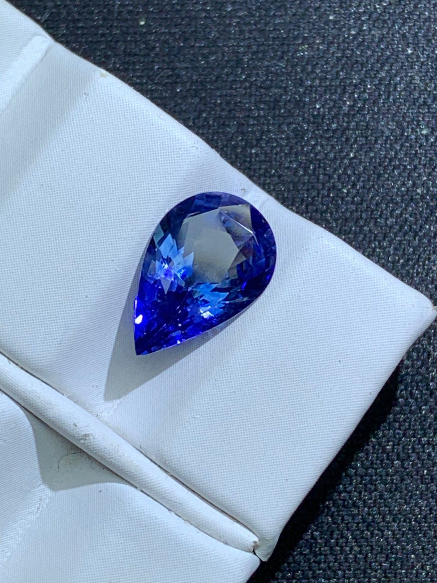 天然斯里兰卡蓝宝石2.05克拉,珠宝/钻石/翡翠,裸石,淘宝优惠券,粉丝福利购,淘宝优惠卷