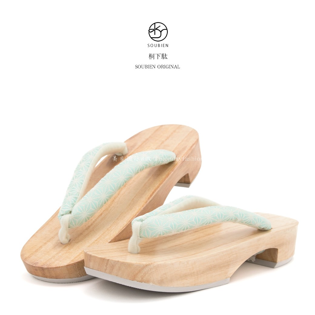 美少女戰士Sailor Moon 桐下駄女式白木木屐拖鞋 淺藍