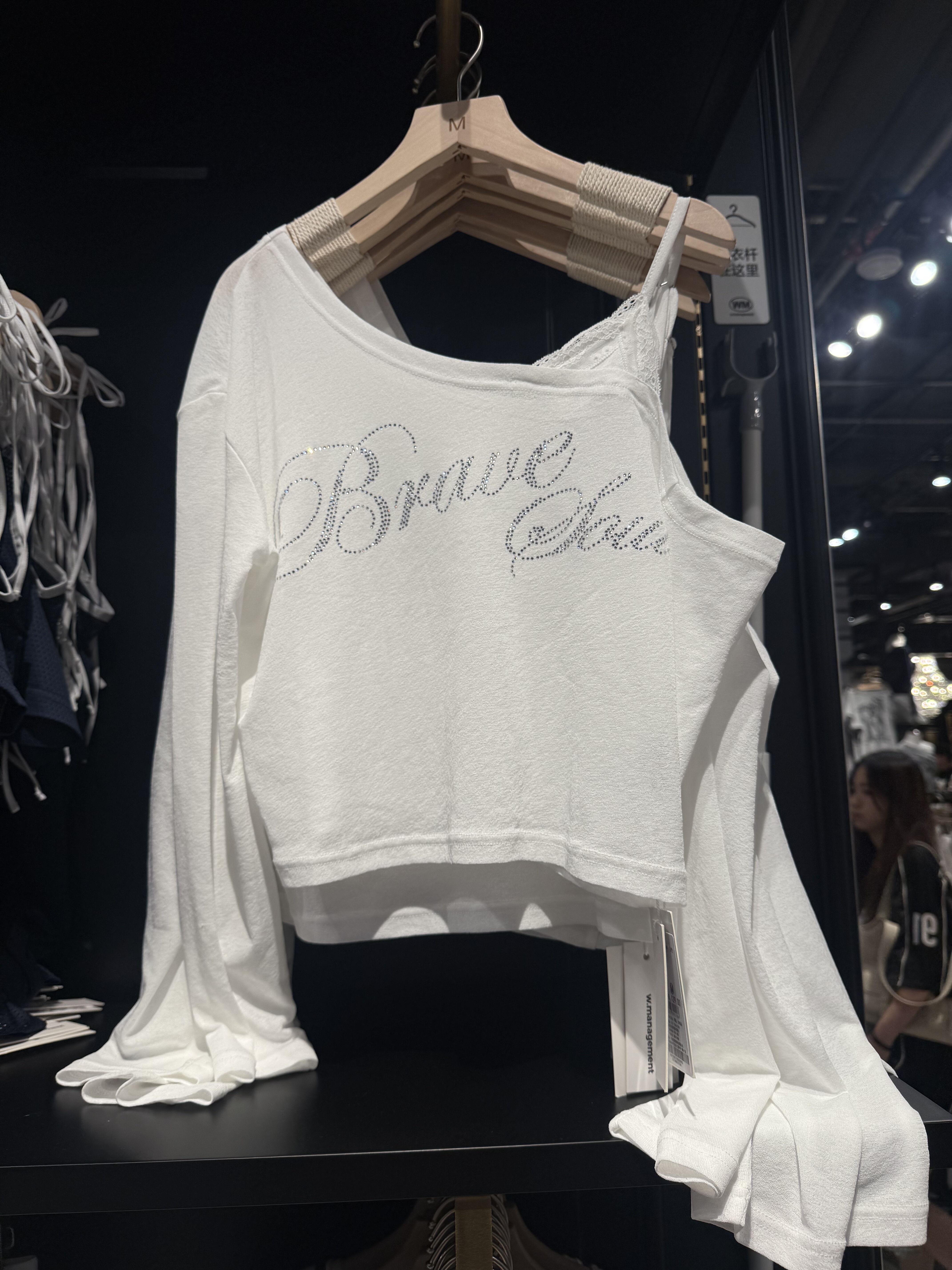 WM wmanagement国内正品代购斜肩长袖上衣不支持退换