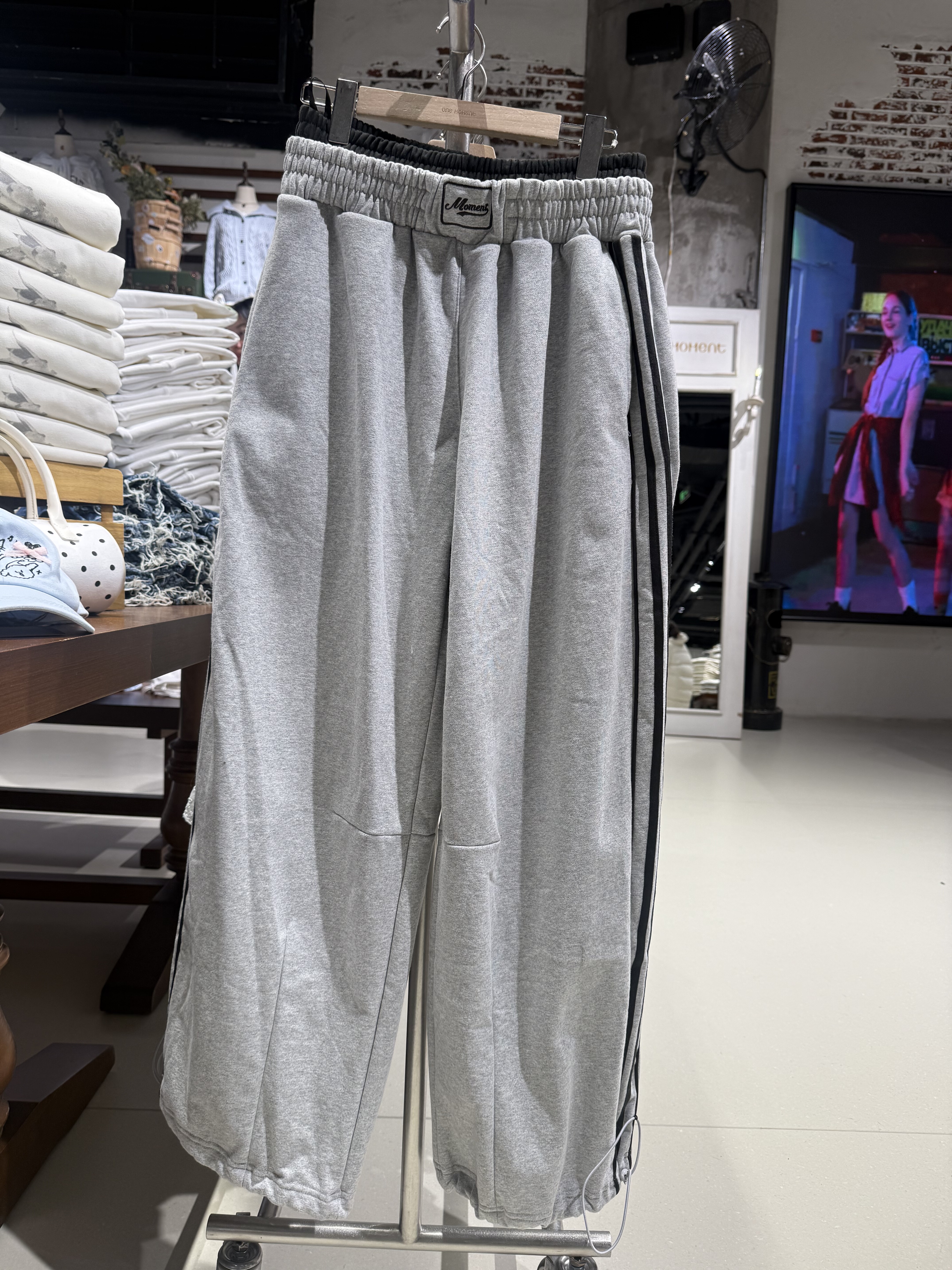 OM one moment国内正品代购休闲长裤不支持退换