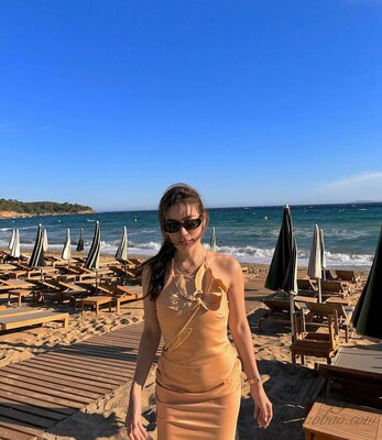 度假缎面挂脖花朵长裙连衣裙