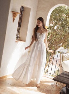 【泰国代购】设计师设计 Pleased 浪漫无袖大摆型吊带连衣裙长裙