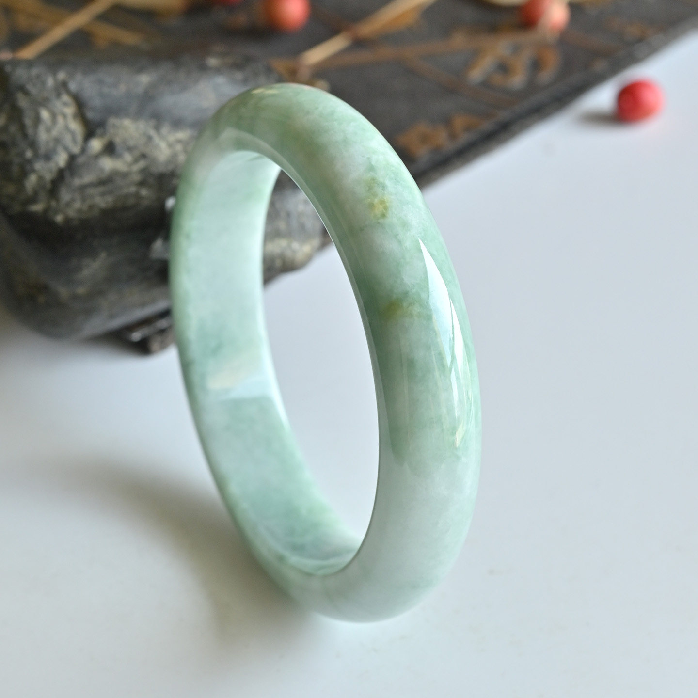 清仓天然A货翡翠手镯冰糯种淡绿玉镯子女款53缅甸玉手镯一物一图