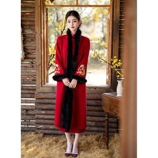 新中式红色旗袍外搭女冬装加厚高级感中国风外套毛领喜妈妈装风衣