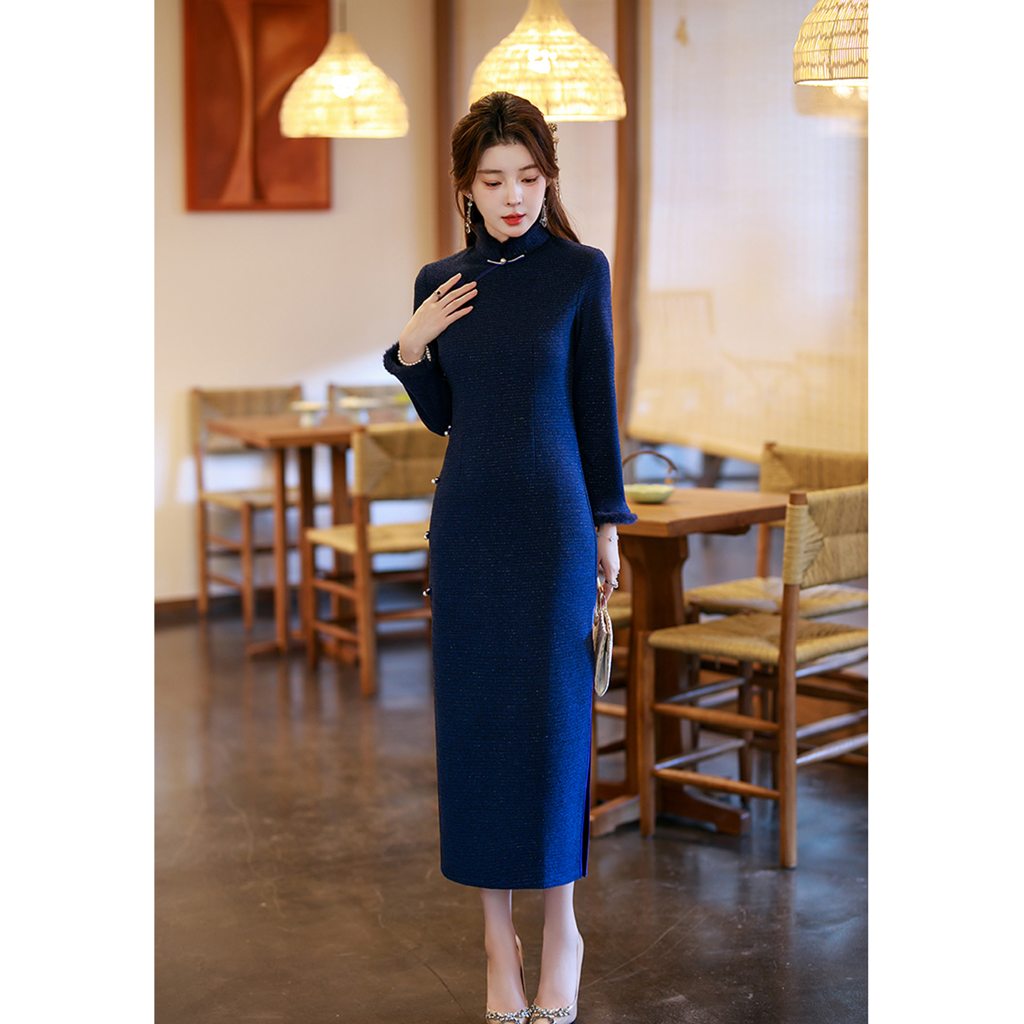 蓝色加厚保暖长袖旗袍