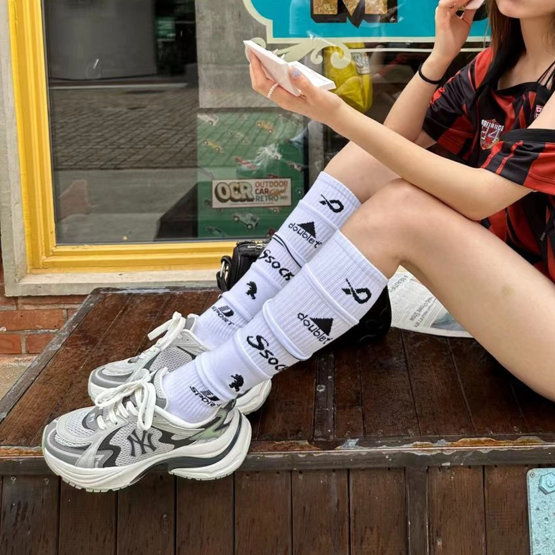 Dou白色多层小腿袜女字母运动风辣妹长筒堆堆足球袜 INS 爆款潮袜
