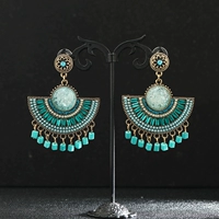 Серьги B (антиаллергическая стальная игла)