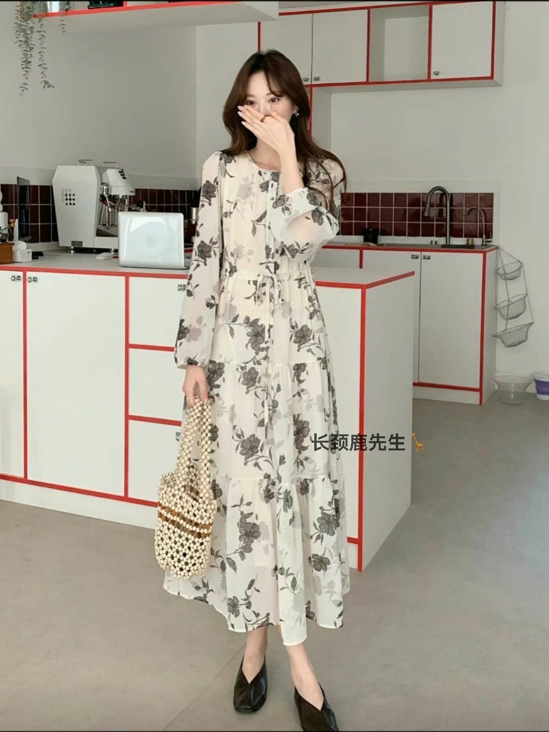 2026年春季新款韩国东大门 eosia温柔花朵雪纺连衣裙,女装/女士精品,连衣裙,淘宝优惠券,粉丝福利购,淘宝优惠卷