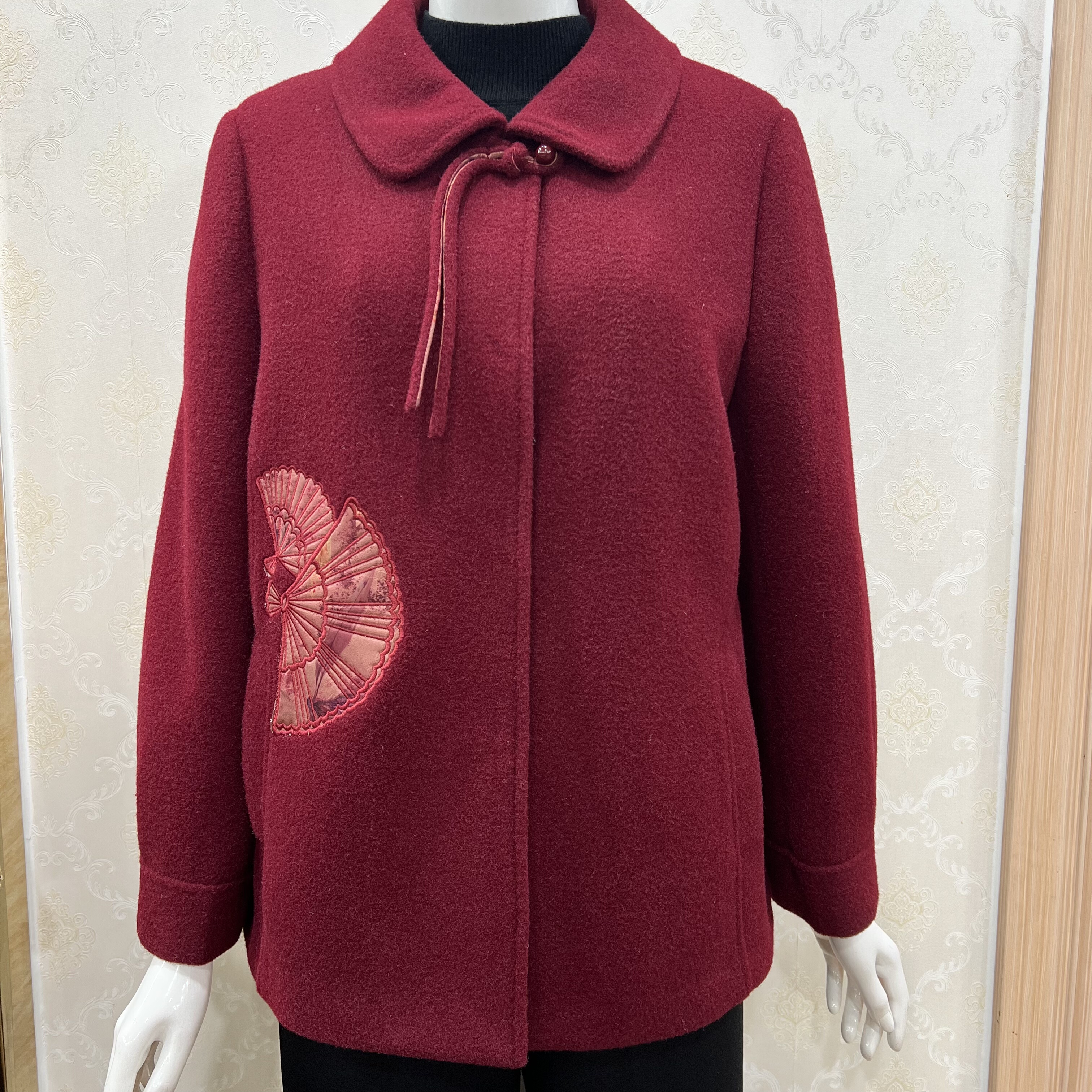 佰仟纳25118冬季新款加绒加厚外套中老年女装妈妈装国风翻领外套