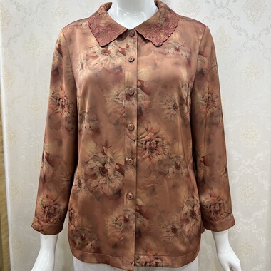 佰仟纳2025初秋款弹力丝衬衫中老年女装中袖衬衣领刺绣大码25064