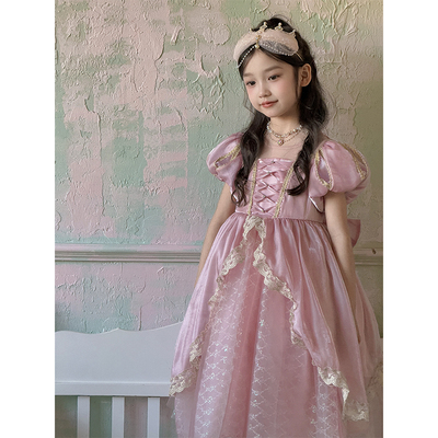 长发公主连衣裙宫廷风