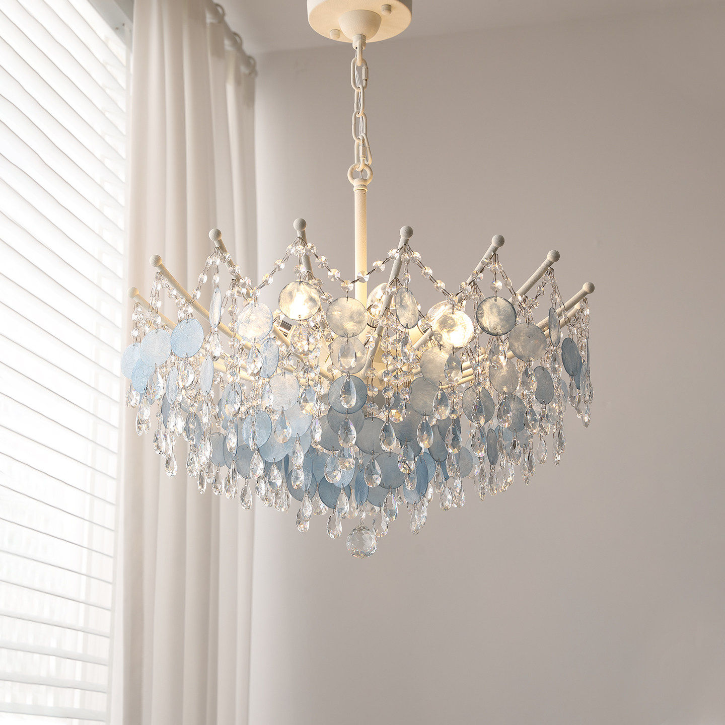 法式冰蓝贝壳水晶吊灯轻奢客厅主卧灯网红渐变氛围感家用餐厅灯具