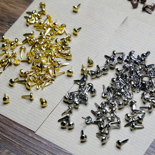 圆头两脚钉复古剪贴相册