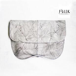 流 FLUX-蒋卓《荷》系列《白纸》东方极简石头纹手工上色羊皮手包