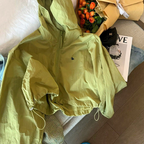 广州十三行女装~连帽轻薄款防晒衣女外套短款可外穿夏季防紫外线