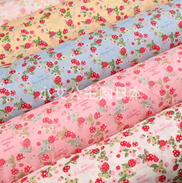 日本进口草莓花环英文纯棉松山敦子连衣裙YUWA有轮拼布艺服装面料