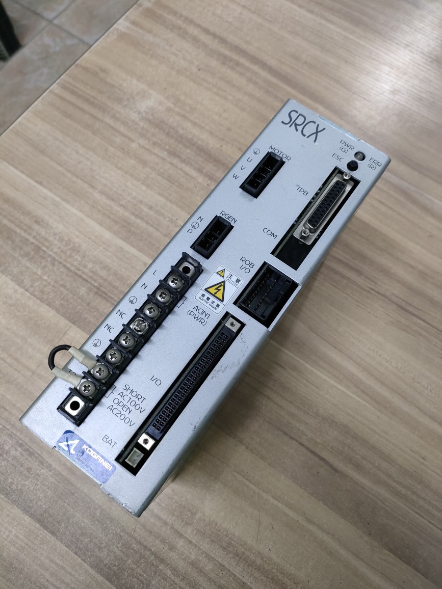日本SRCX KOGANEI 伺服驱动器 SRCX05 现货直拍 测试包好