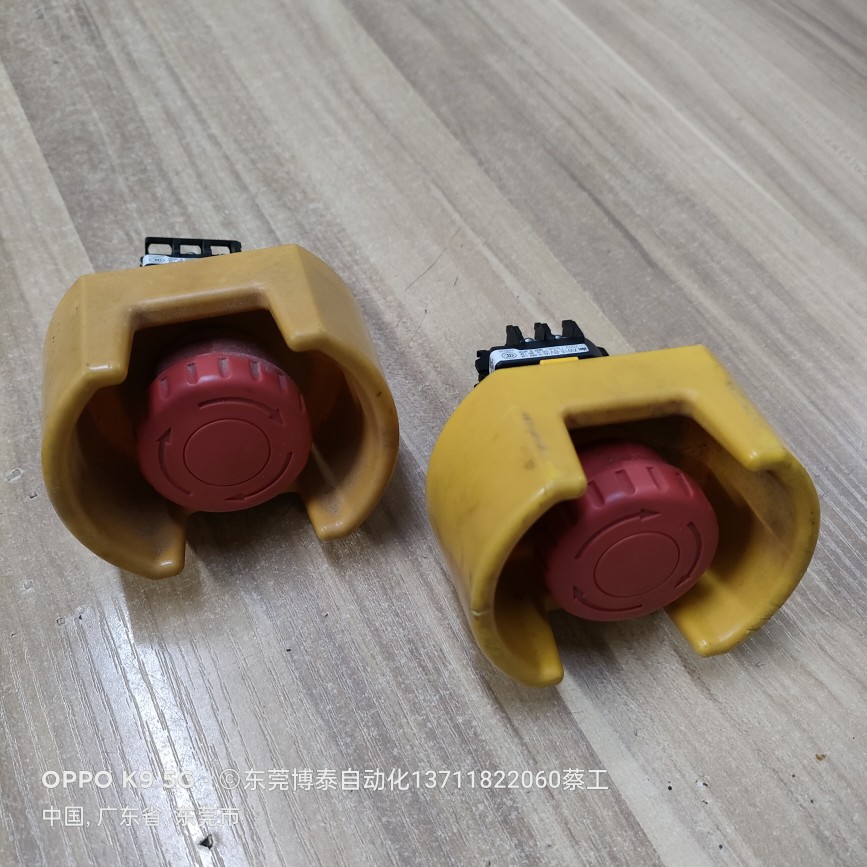 idec XW1E-BV 日本拆机 急停开关 包好