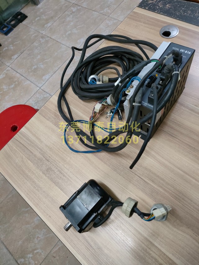 速能技伺服驱动器 UC-81A 带线 4612N6320E200 电机已出 还剩驱动