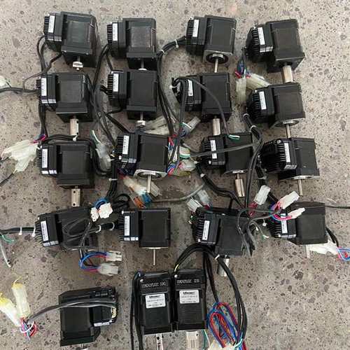 议价优爱宝（UIROBOT)步进马达