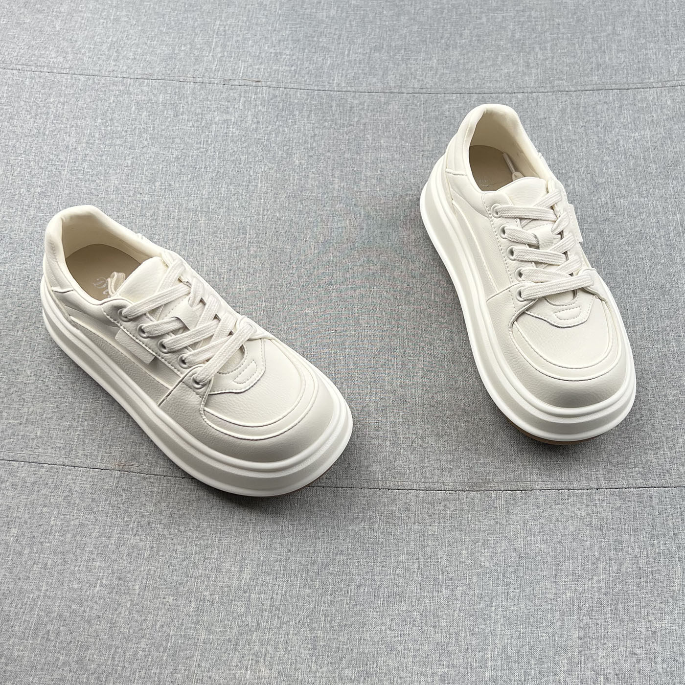 真皮圆头系带松糕底小白鞋女板鞋2026年春款软面防滑厚底休闲鞋,女鞋,休闲板鞋,淘宝优惠券,粉丝福利购,淘宝优惠卷