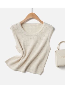 2026年L*P春夏新款圆领镂空棉麻针织背心 51A000889