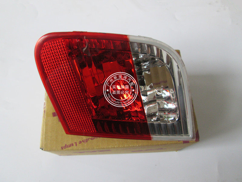 适用于宝马E46 318I 320I 325I 330I后尾灯 刹车灯 后盖侧灯