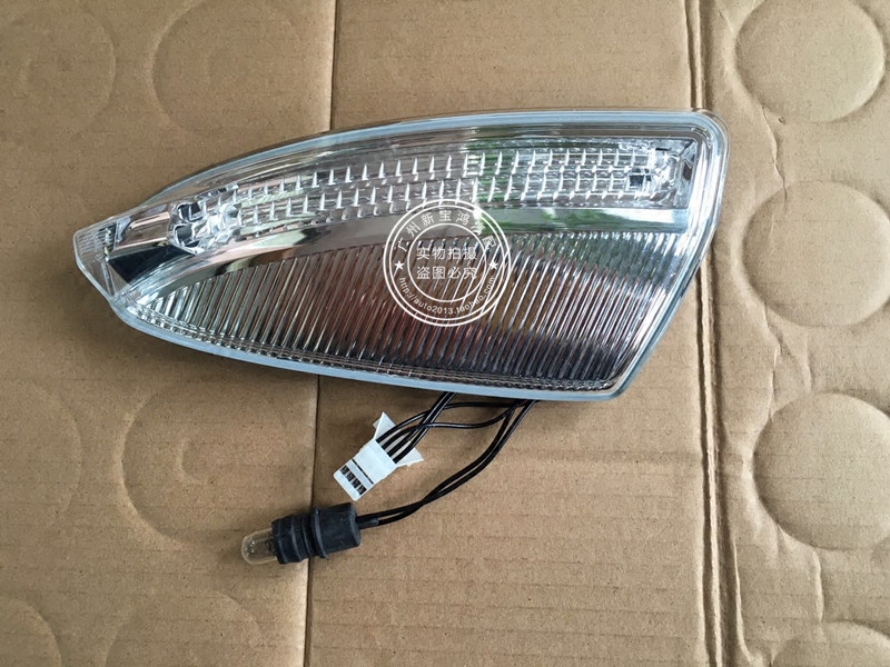 适用于奔驰MLGL级W164 ML350 GL350 ML300倒车镜灯 后视镜转向灯