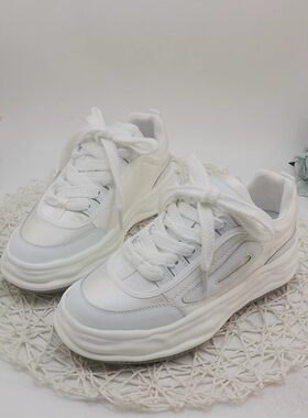 厚底小白鞋时尚休闲牛皮系带圆头轻便舒适运动鞋真皮单鞋今年新款