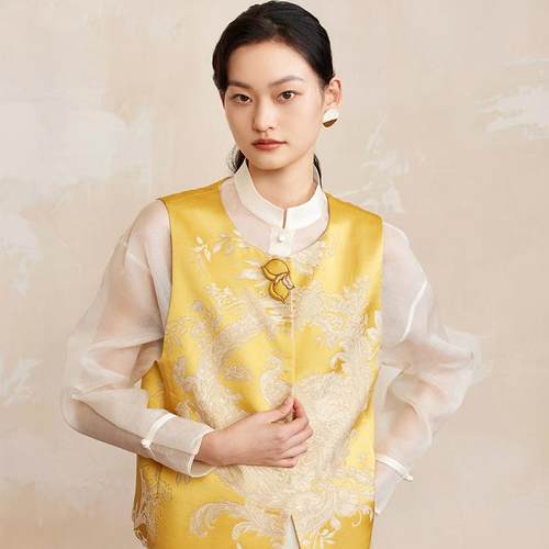 新中式圆领缎面提织花纹马甲