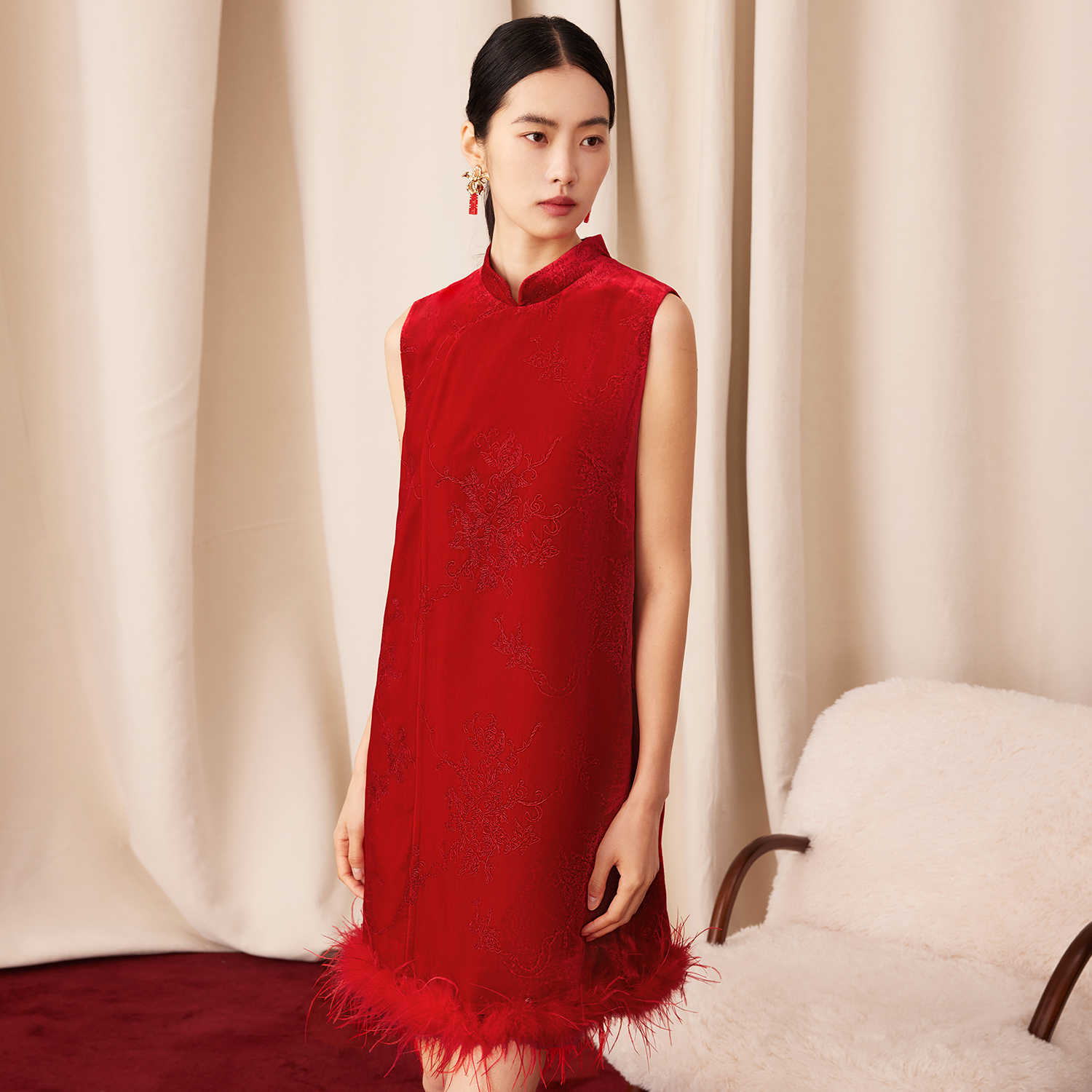 新中式盘金刺绣立领连衣裙