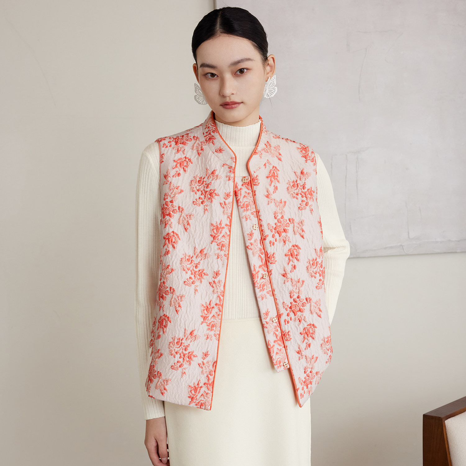 如意连云【未央】冬装新款浮雕提花立领夹棉马甲女新中式外穿背心,女装/女士精品,马夹,淘宝优惠券,粉丝福利购,淘宝优惠卷