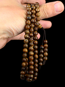 花香奶韵 印尼达拉干老料沉香佛珠手串7mm 108粒沉水浮念珠手链