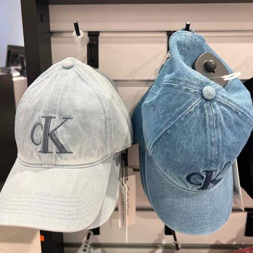 CKJENNIE同款显脸小防晒棒球帽